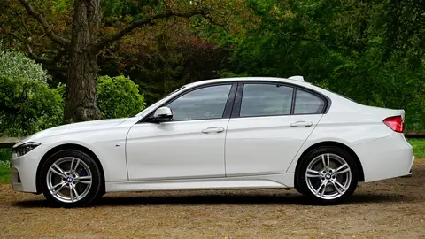 BMW 3 Series 320i M Sport hire in London