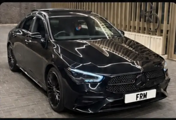 Mercedes-Benz CLA Premium Plus